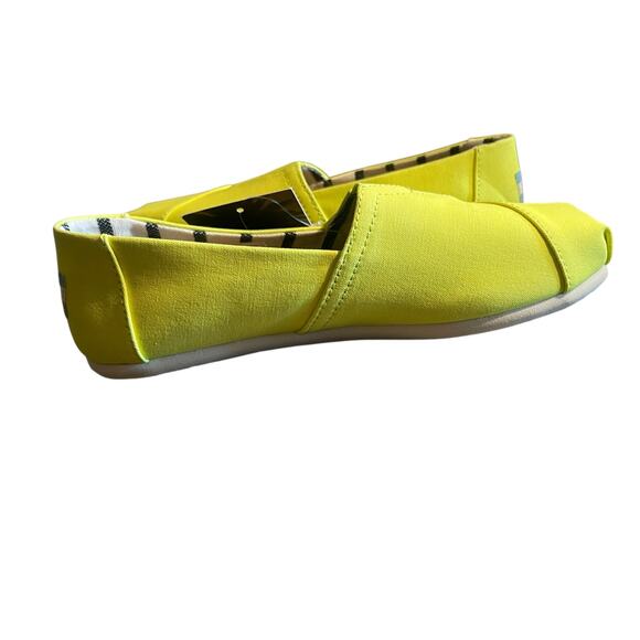 NWT Women's Toms Neon Yellow Slip On Canvas Shoes Size 7 - Picture 7 of 12
